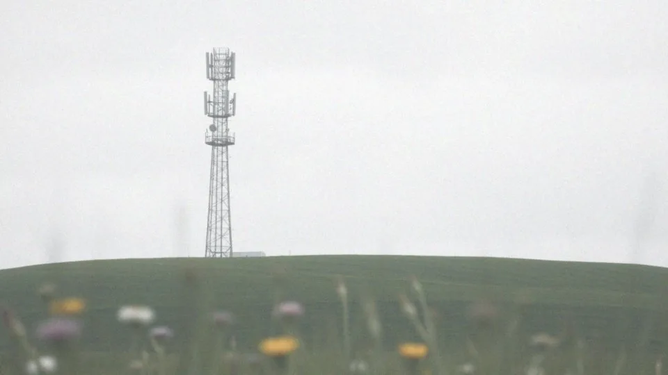 Jakie są parametry nadawania dla MUX-4?